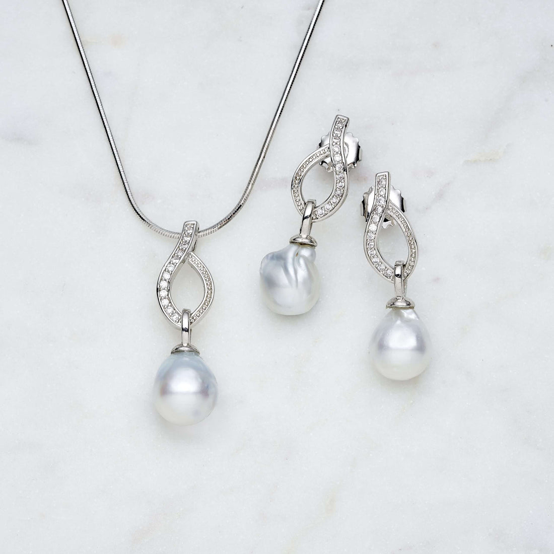 Baroque-pearl-earrings-Sydney