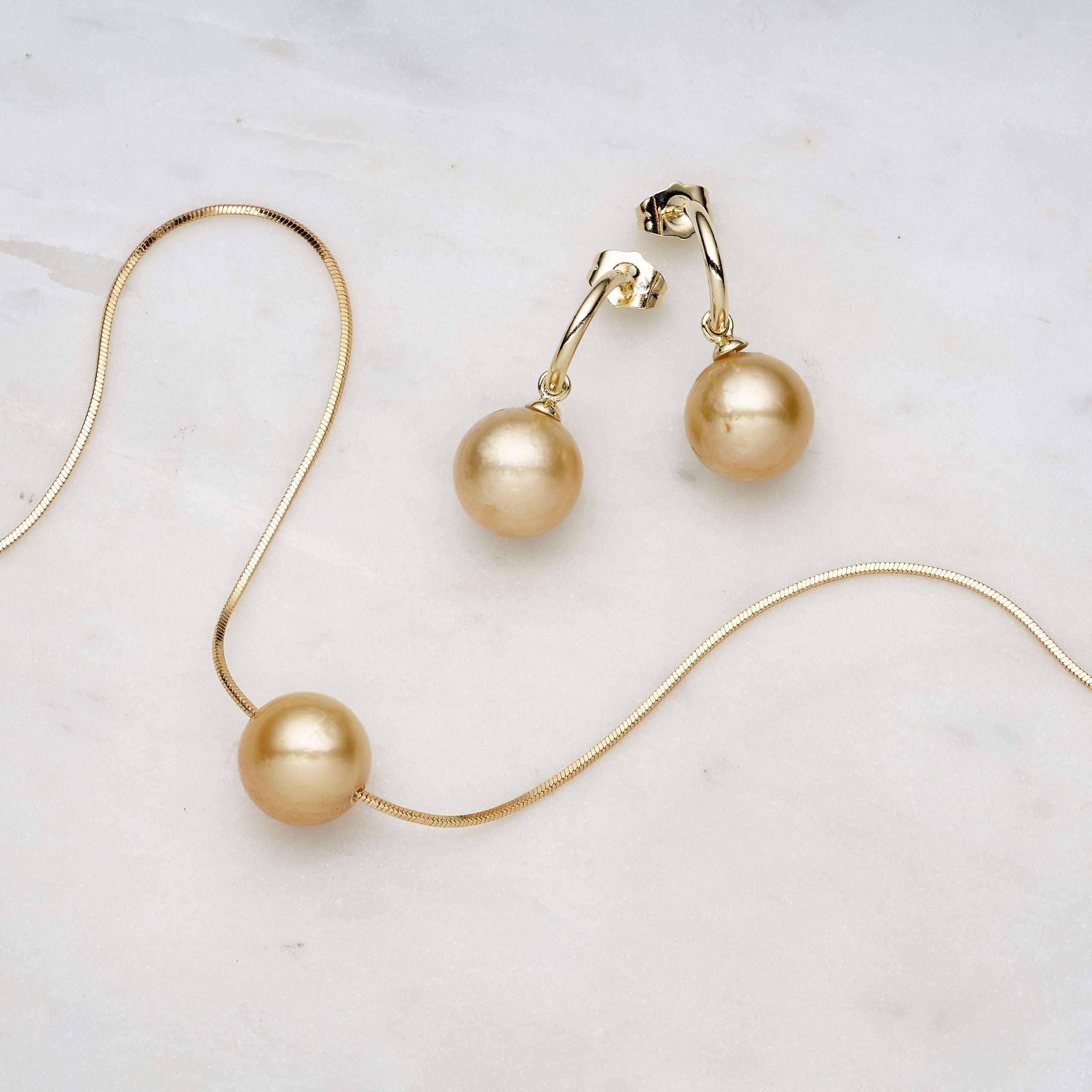 Elegant-south-sea-pearls