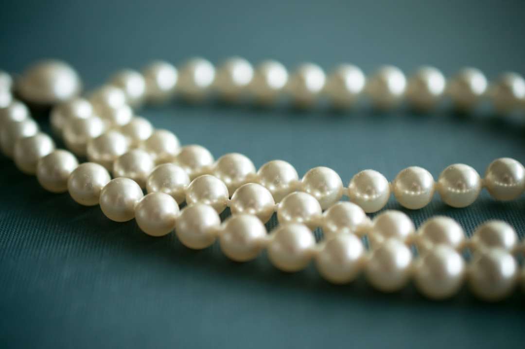 Photo Pearl Necklace