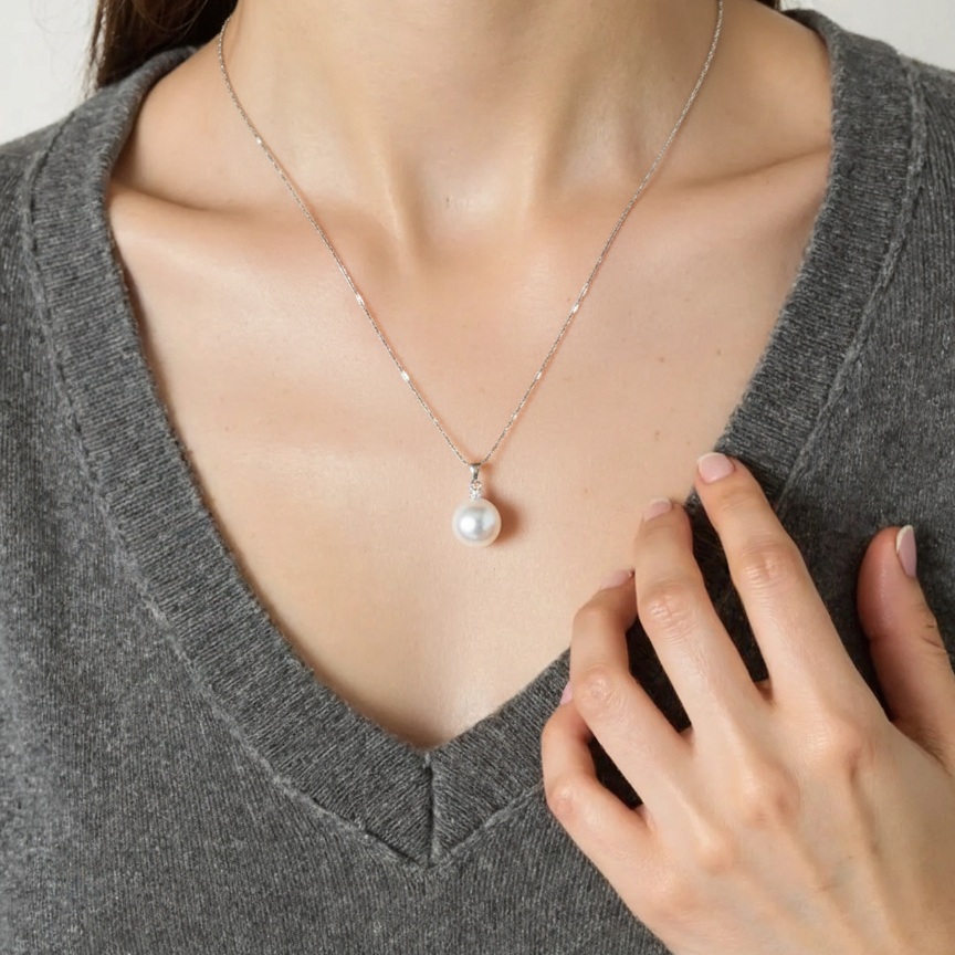 South Sea Pearl Pendants 12-13 mm in Sterling Silver