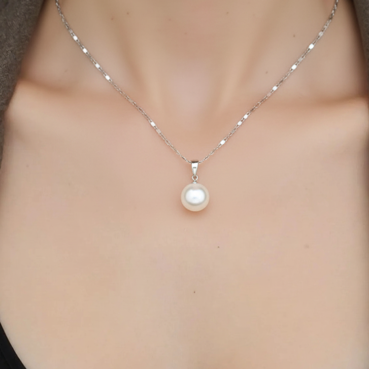 South Sea Pearl Pendants 13-14 mm in Sterling Silver