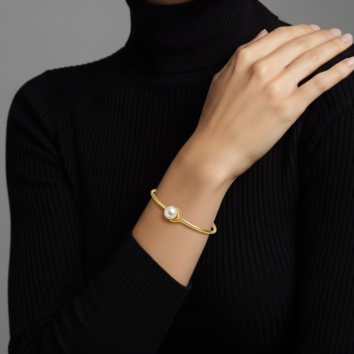 South Sea Pearl Bracelet in Sterling Silver