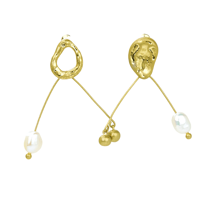 Freshwater Pearl Earrings in Alloy Gold Plated 925 Sterling Silver Pin
