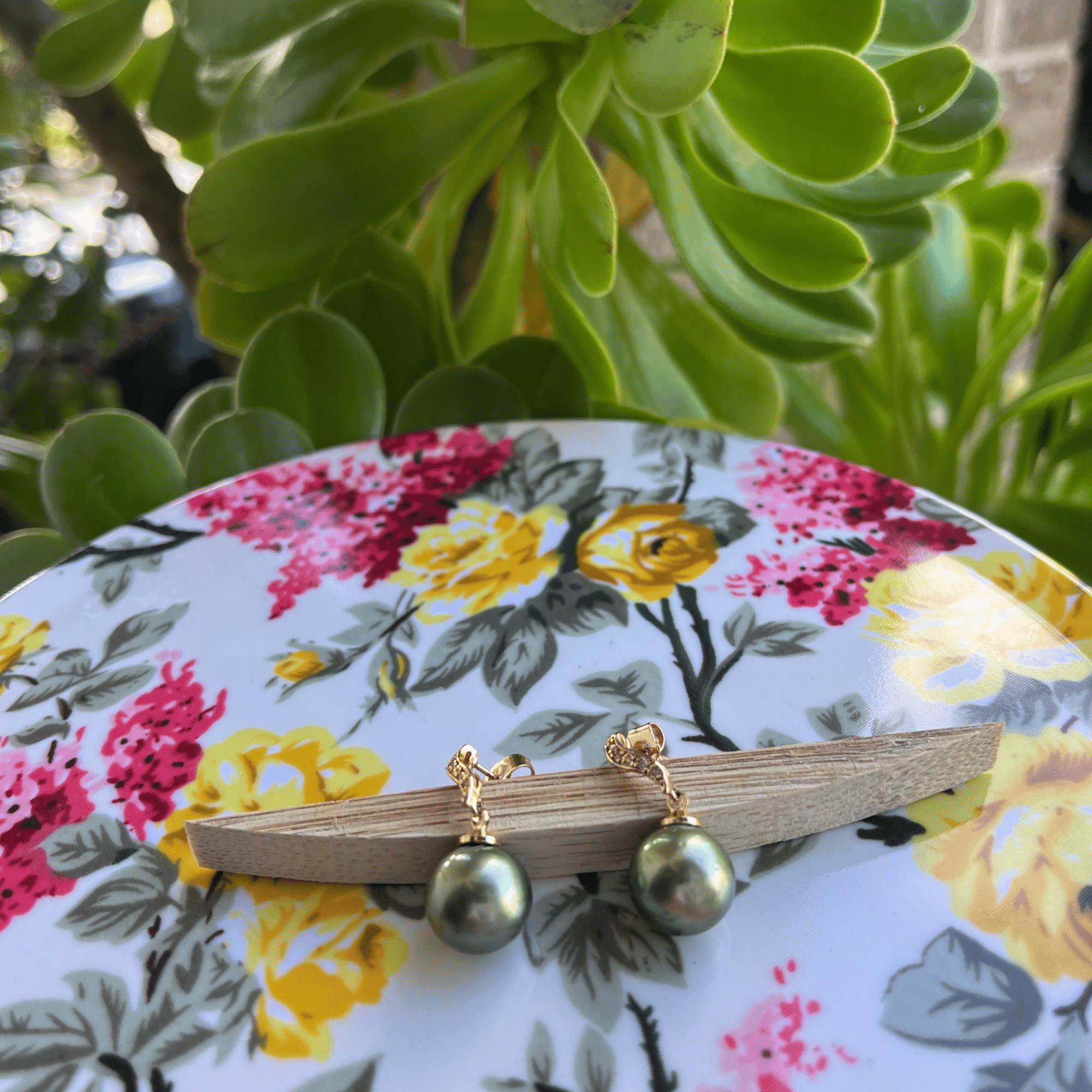 tahitian pearl earrings