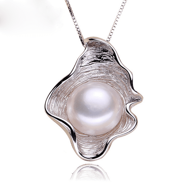 Freshwater Pearl Pendants 8-9 mm in Sterling Silver