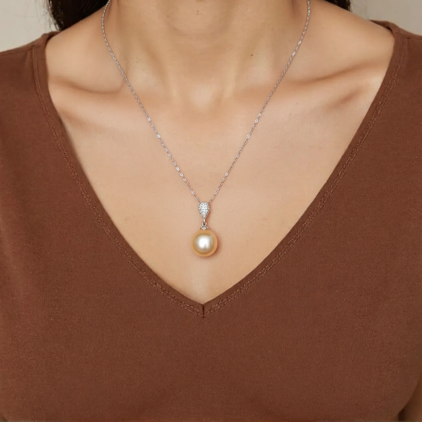 South Sea Pearl Pendants 13-14 mm in Sterling Silver