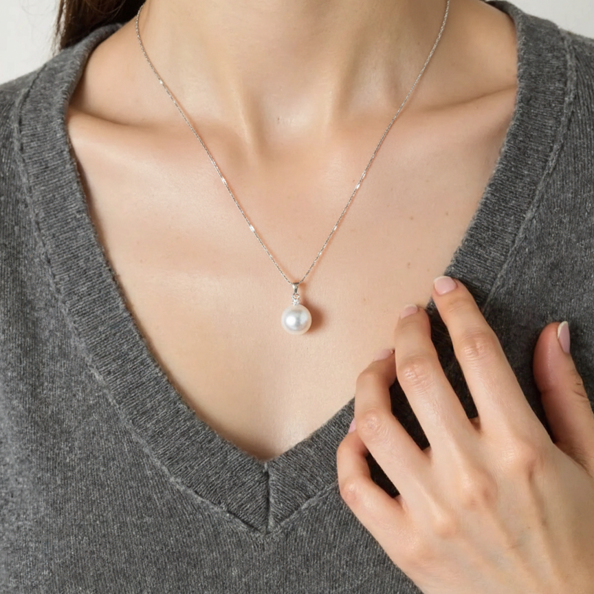 South Sea Pearl Pendants 12-13 mm in Sterling Silver