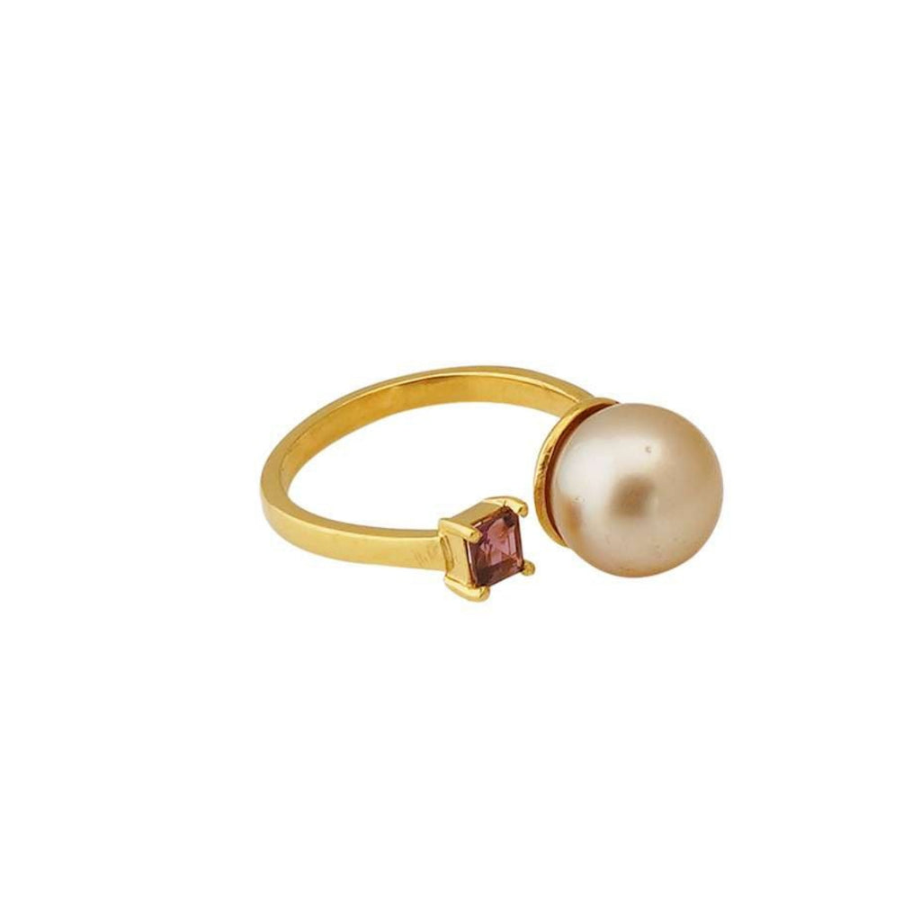southern sea pearl ring with gemstone