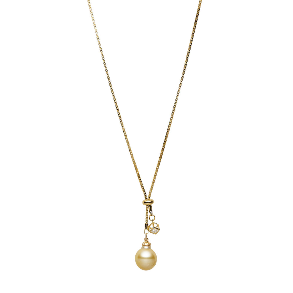 Pearl necklace