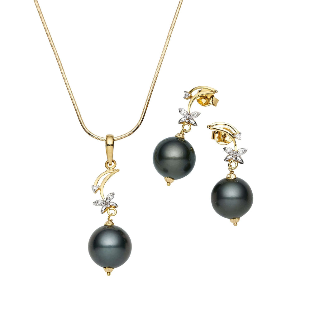 South Sea Pearl with Diamond Sets 13-14 mm in 14 CT Yellow Gold