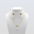 4 MM Round and 5 MM Square Peridot Stone & 9 MM Cultured Freshwater Pearl Bombay Set