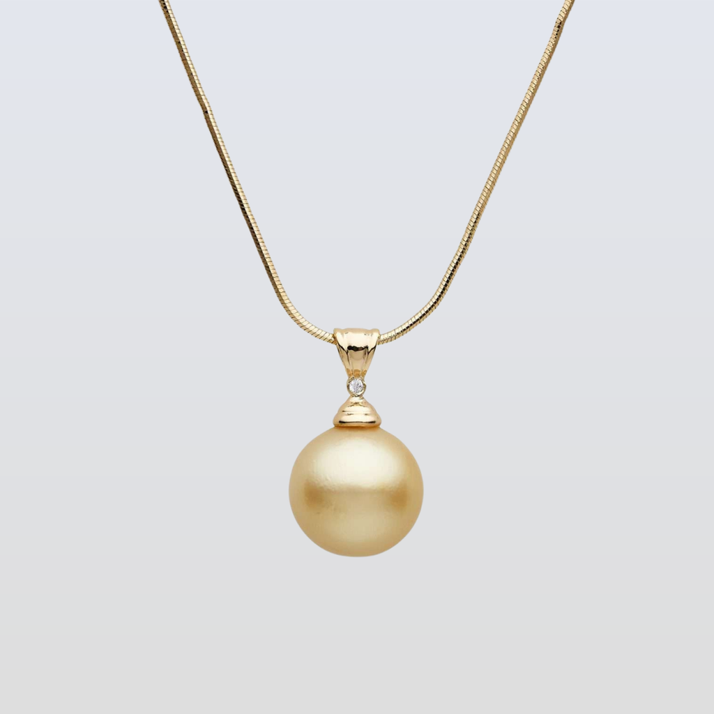 South Sea Gold Pearls Docklands Pendant 15 mm AAA